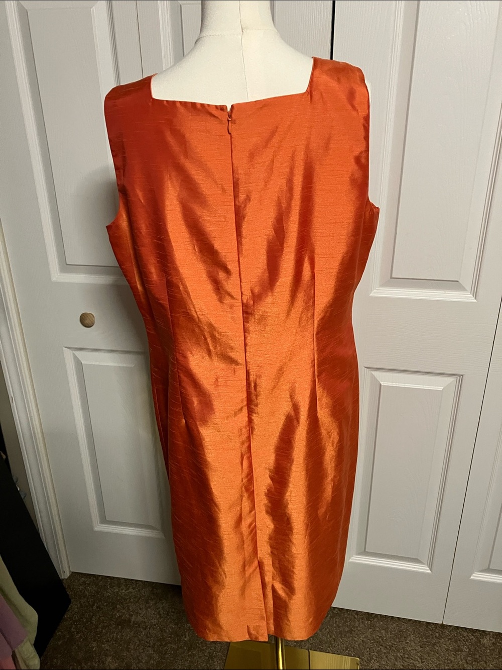 Amanda Smith Square-Neck Sheath Dress in Bright Orange - Picture 2 of 3